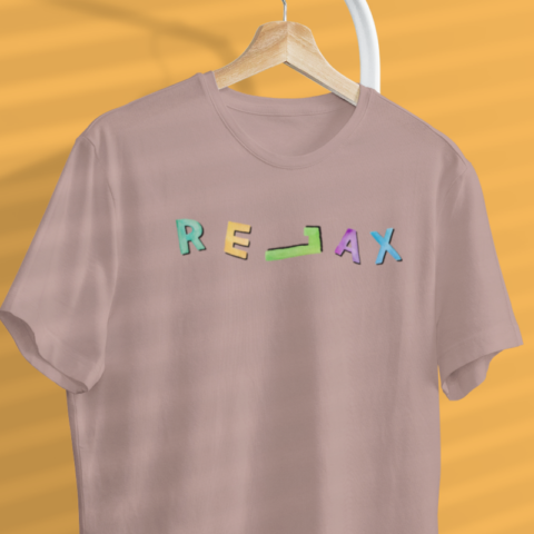 RELAX T-shirt – Minimalist bold typography tee for a laid-back, comfortable style